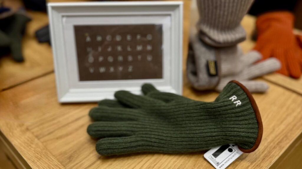 . Dopo il successo alla Rinascente Milano Piazza Duomo, il servizio di personalizzazione Restelli continua nel Temporary Shop